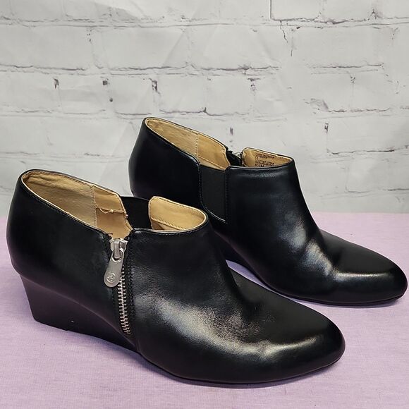 Adrienne Vittadini Midge Wedge bootie heeled shoe - Picture 1 of 10